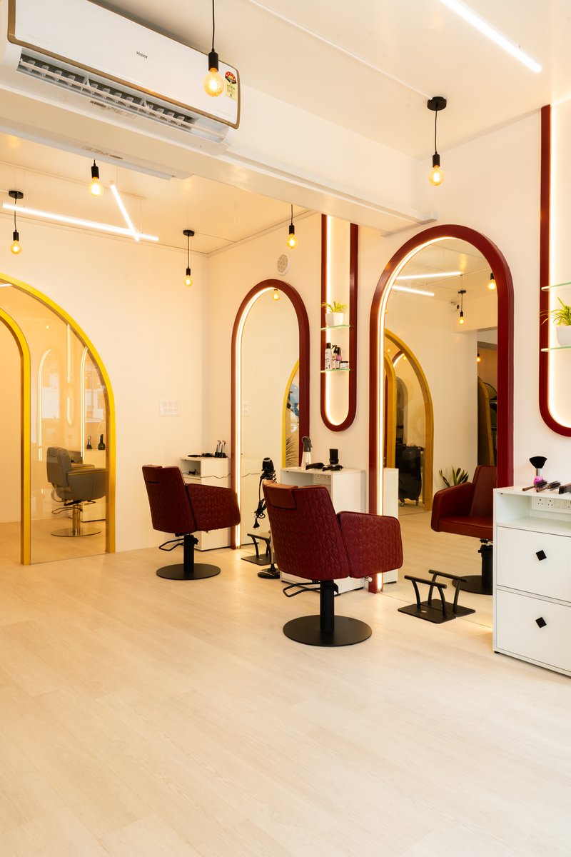 La Gracia styling stations